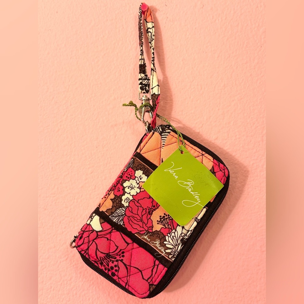 Vera Bradley “Carry It All Wristlet” in Mocha Rouge - Picture 2 of 5